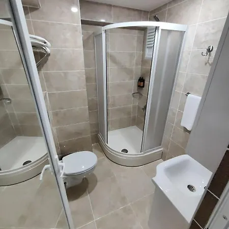 Ada Felicity Hotel 3*