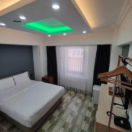 Ada Felicity Sakarya (Marmara)